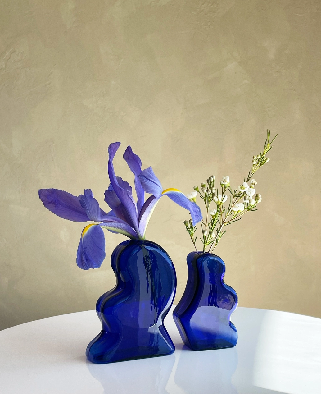 Interlocking Vase — Cobalt Blue