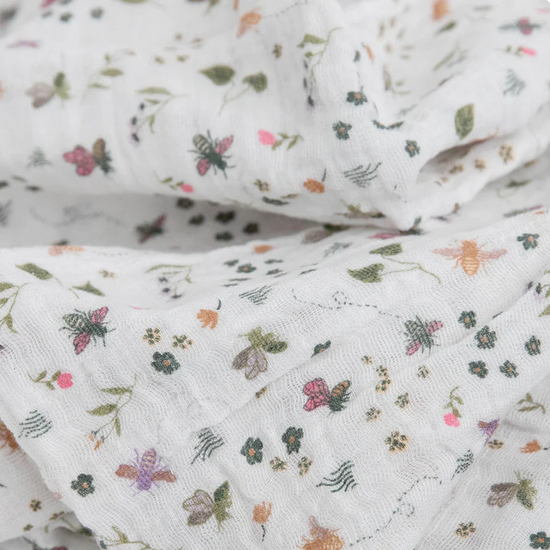 Load image into Gallery viewer, Garden Bees Cotton Muslin Swaddle Blanket Set
