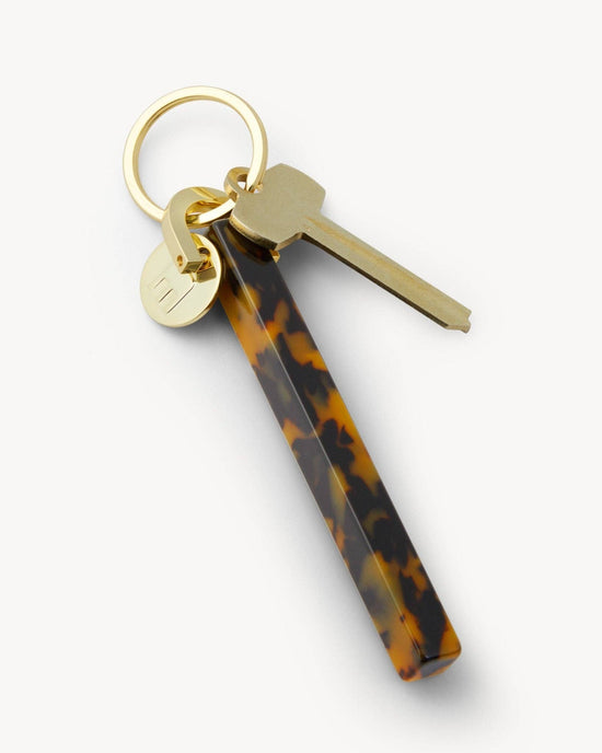 Bar Keychain in Classic Tortoise - Gold