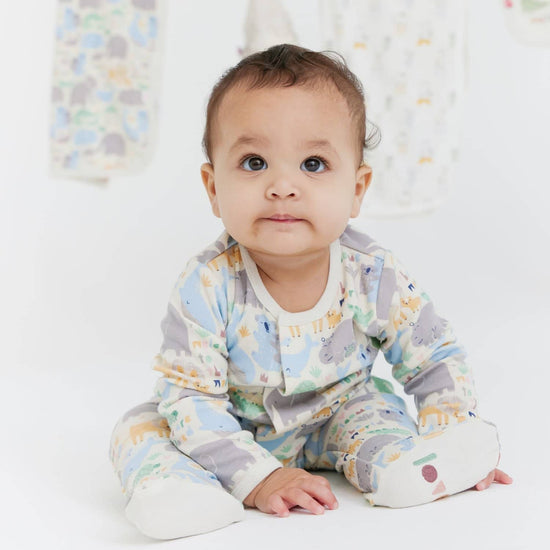 Little Lovin Organic Cotton Magnetic Footie